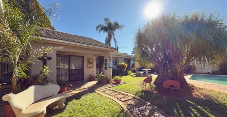 3 Bedroom Property for Sale in Flamwood North West
